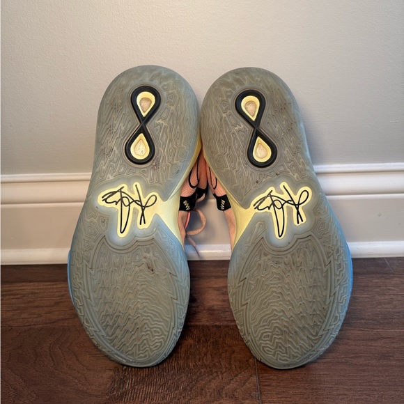 Nike Kyrie Infinity Valentine's Day Edition High Top Basketball Shoes Men’s 11.5 - Picture 12 of 12